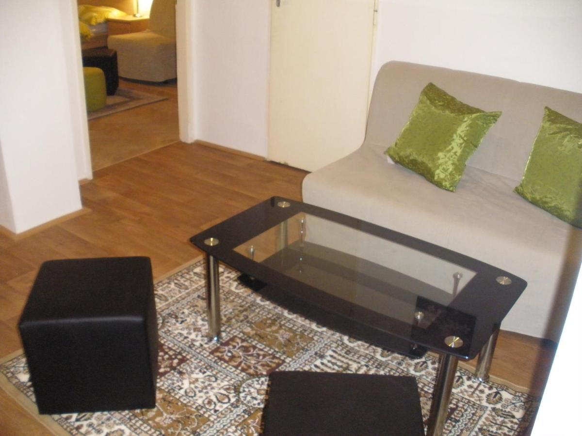Apartments Tronicek Prag Eksteriør billede
