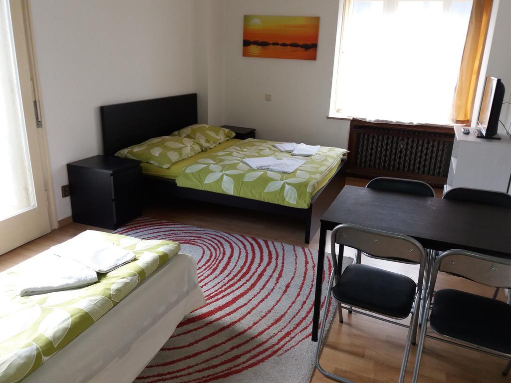 Apartments Tronicek Prag Eksteriør billede